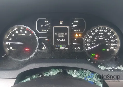 2018 Toyota Tundra Sr5 5.7L V8 z USA, uszkodzony, nr VIN 5TFDY5F18JX681217